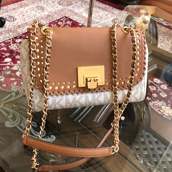 NWT - Picture 4 of 8